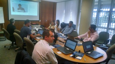 Minicurso E-democracia